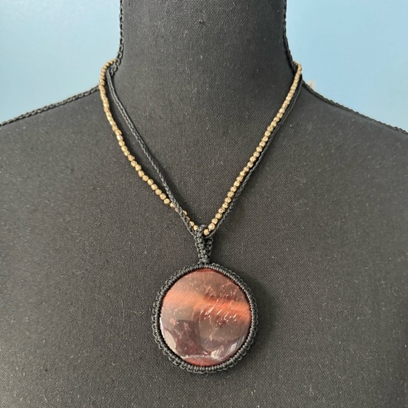 NEW WITH TAGS Free People Crochet Brandy Pendant Necklace~Brown/Blk/Antique Gold - Picture 2 of 5